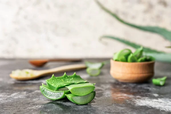 Fresh Cut Aloe Dark Background — Stock Photo, Image