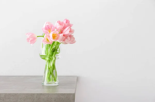 Vase Beautiful Tulip Flowers Table — Stock Photo, Image