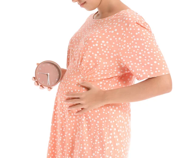 Jonge Zwangere Vrouw Met Klok Witte Achtergrond — Stockfoto