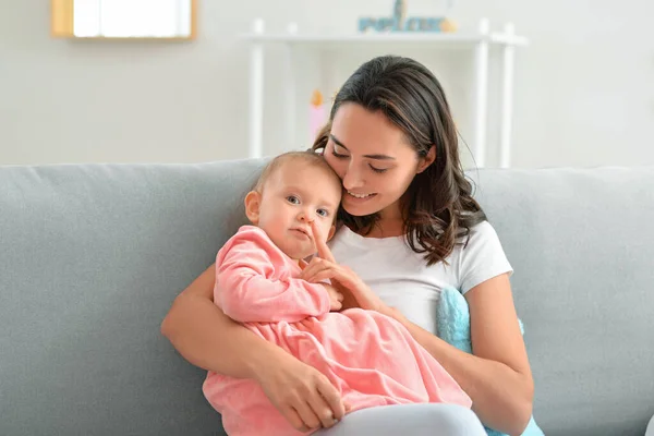 Happy Woman Her Little Daughter Sitting Sofa Home — Stock Photo, Image
