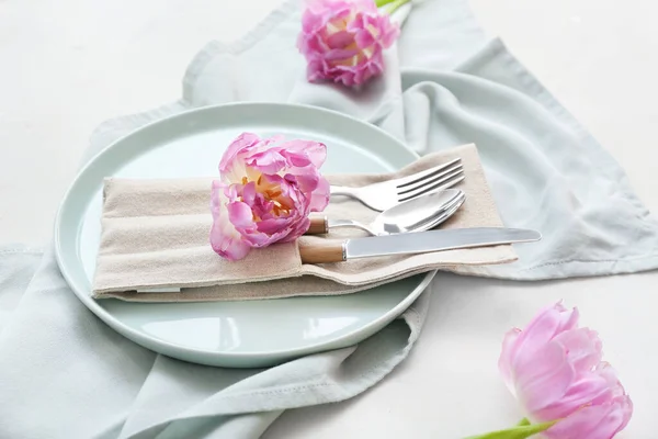 Beautiful Table Setting Flowers White Background Closeup — Stockfoto