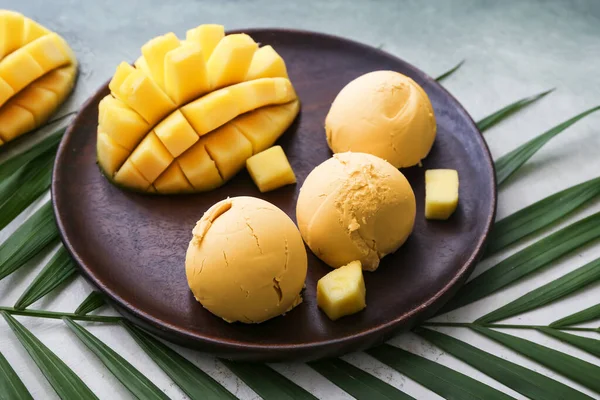 Plate Tasty Mango Ice Cream Palm Leaf Color Background — Stockfoto