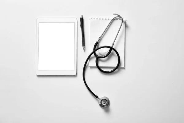 Composition Modern Stethoscope Tablet Computer Light Background — Stock Photo, Image
