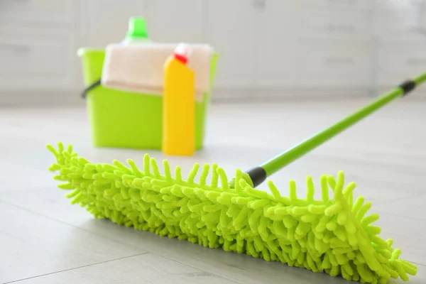 Set Cleaning Supplies Floor Kitchen Closeup — Stockfoto