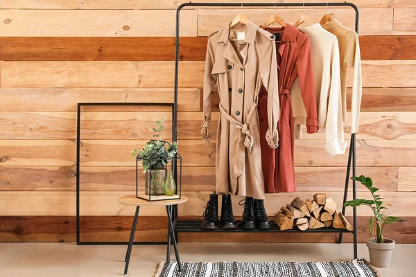 Rack Clothes Firewood Wooden Wall — Stock Photo, Image