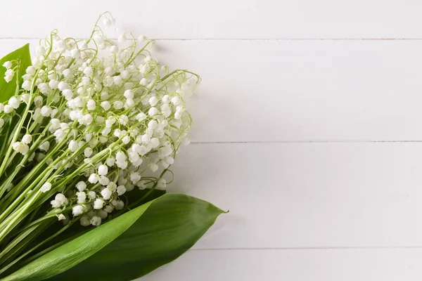 Mooie Lelie Van Vallei Bloemen Lichte Houten Achtergrond — Stockfoto