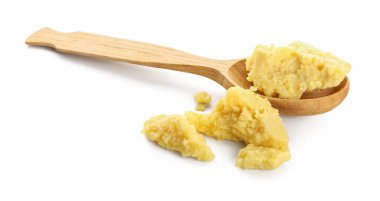 Beyaz arka planda kakao yağlı kaşık