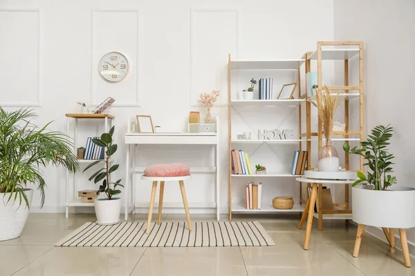 Interior Quarto Moderno Com Unidades Prateleira — Fotografia de Stock