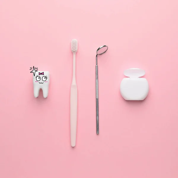 Dental Mirror Toothbrush Floss Funny Tooth Color Background — Foto de Stock