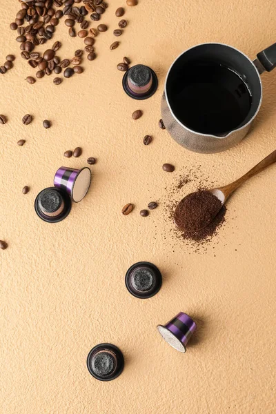 Coffee Capsules Pot Beans Color Background — Stock Photo, Image