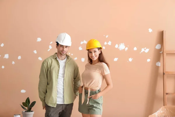 Happy Young Couple Repair New House — Stock Photo, Image