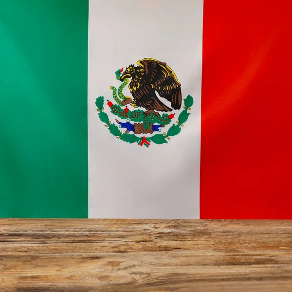 Bandera México Sobre Fondo Madera Primer Plano —  Fotos de Stock