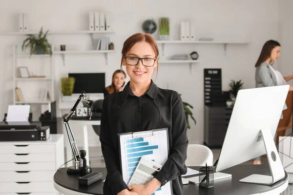 Female Accountant Clipboard Office — Stock Photo, Image