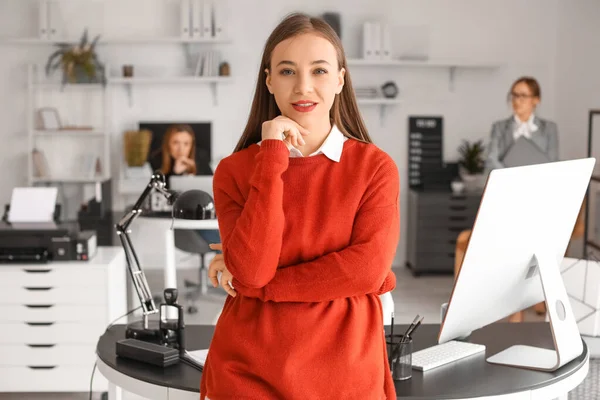 Vrouwelijke Accountant Functie — Stockfoto