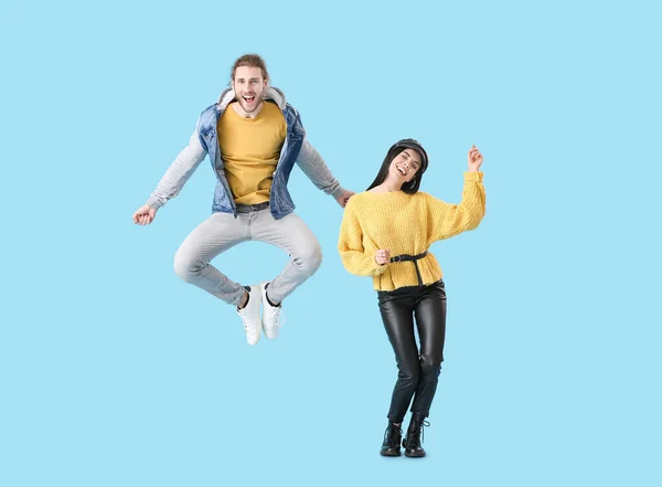 Happy Young Couple Dancing Color Background — Stock Photo, Image