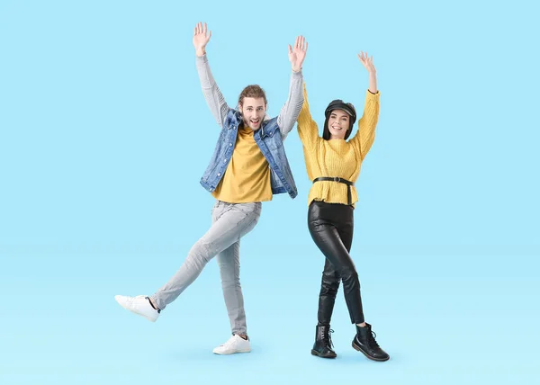 Happy Young Couple Dancing Color Background — Stock Photo, Image