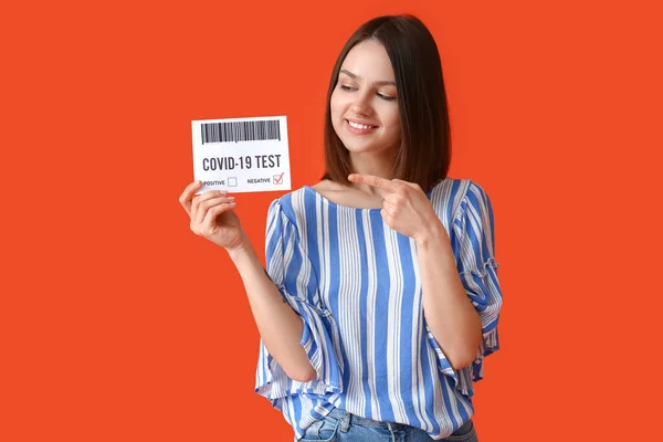 Young Woman Negative Covid Test Result Color Background — Stock Photo, Image