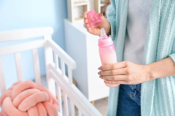 Woman Bottle Milk Baby Room — Stock Photo, Image