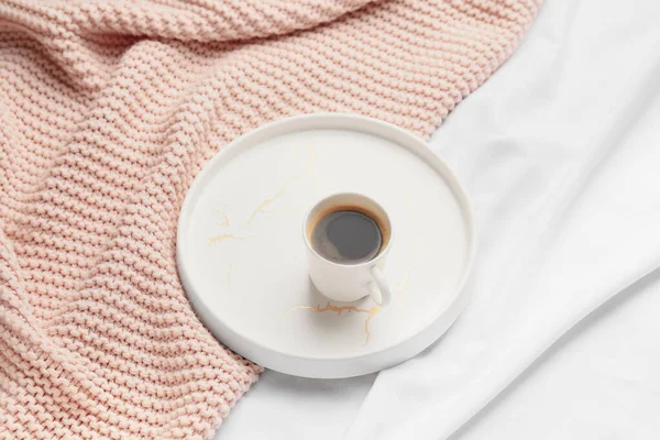 Dienblad Met Kopje Koffie Bed — Stockfoto