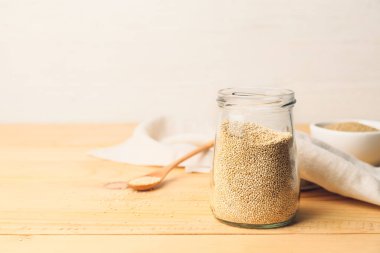 Masada sağlıklı kinoa kavanozu