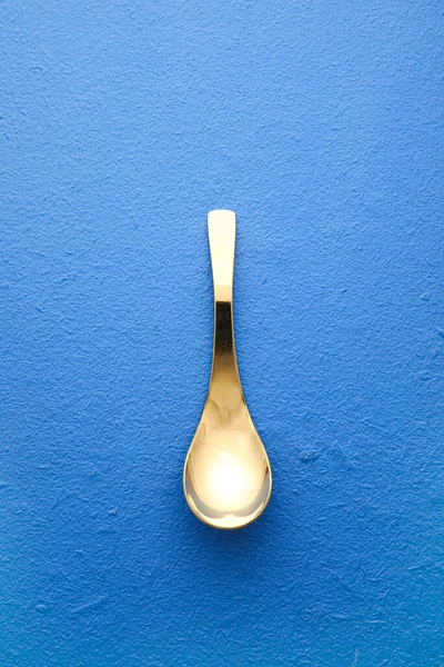 Clean Spoon Color Background — Stock Photo, Image