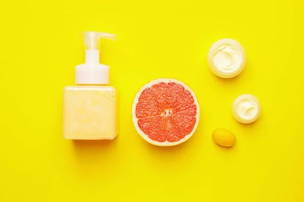 Natural Cosmetic Products Citrus Fruits Color Background — Stock Photo, Image