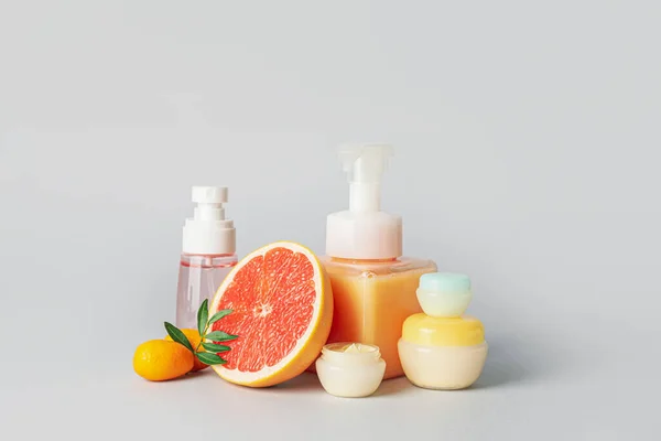 Natural Cosmetic Products Citrus Fruits Grey Background — Stock Photo, Image