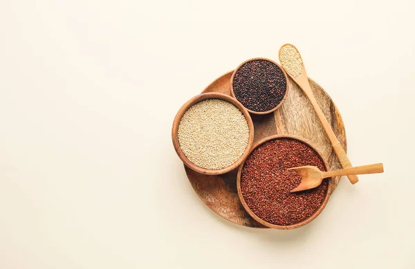 Různé Zdravé Quinoa Světlém Pozadí — Stock fotografie