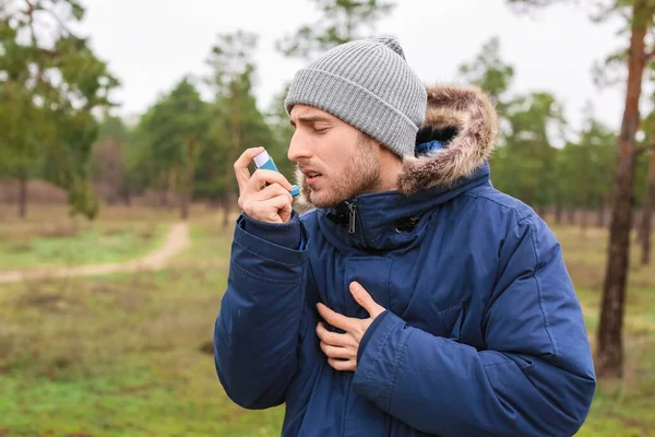 Young Man Inhaler Having Asthma Attack Outdoors — Stock Photo, Image