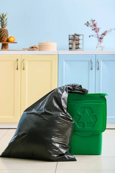 Bag Garbage Rubbish Bin Logo Recycling Home — Stock Photo, Image