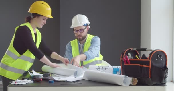 Arkitekt Korrigering Ritningar Ämbetet — Stockvideo