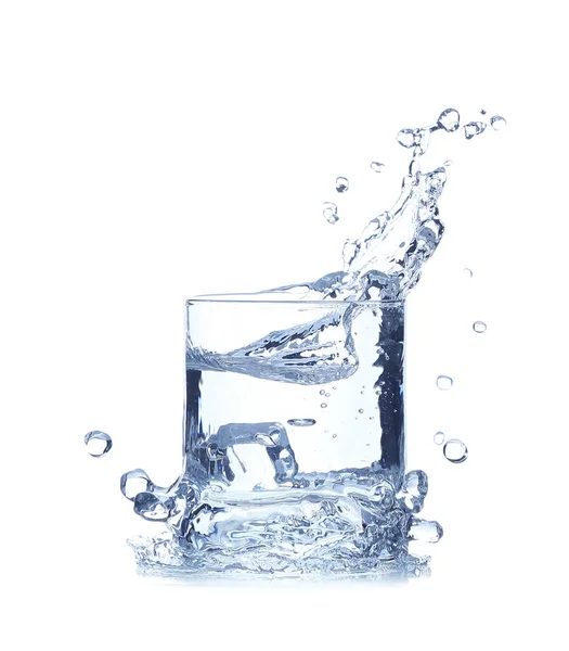 Glas Water Met Plons Witte Achtergrond — Stockfoto