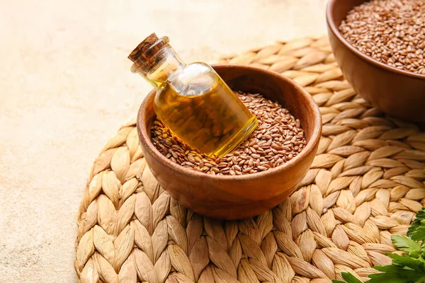 Bottle Flax Oil Seeds Grunge Background Closeup — Stock Photo, Image