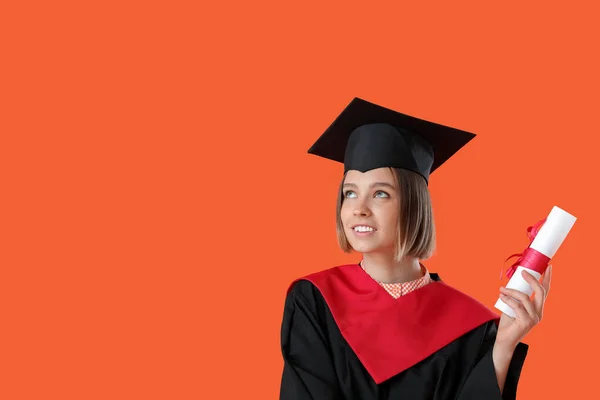 Estudiante Graduada Con Diploma Sobre Fondo Color — Foto de Stock