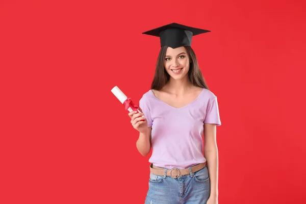 Estudante Graduação Sexo Feminino Com Diploma Sobre Fundo Cor — Fotografia de Stock