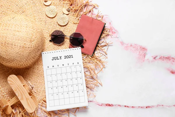 Calendar Passport Beach Accessories Light Background — Stock Photo, Image