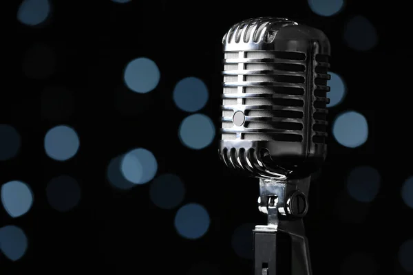 Retro Microphone Defocused Lights Closeup — Stock Photo, Image