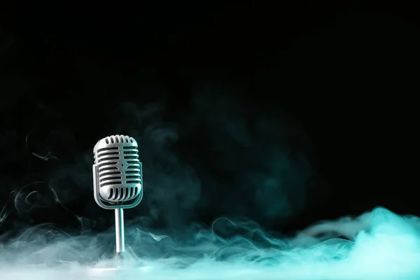 Retro Microphone Dark Background Fume — Stock Photo, Image
