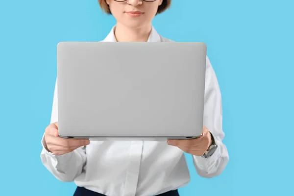 Female Programmer Laptop Color Background — Stock Photo, Image