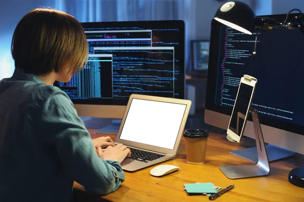 Female Programmer Working Office Night — Stock Photo, Image