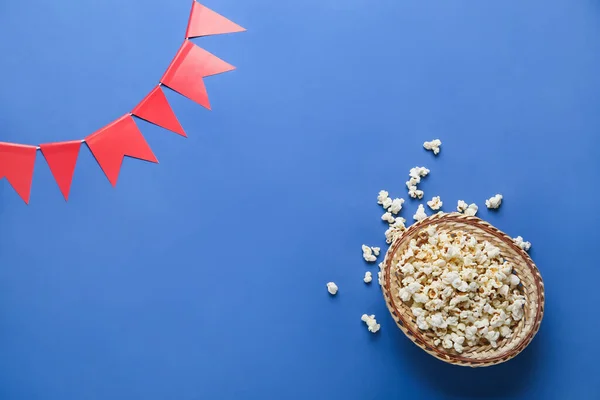 Chapeau Avec Pop Corn Guirlande Sur Fond Couleur Fête Junina — Photo