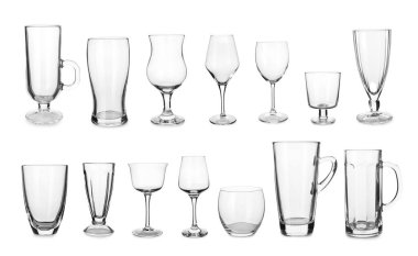 Beyaz arkaplanda farklı boş bardakların kolajı