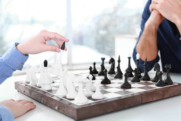 Father Son Playing Chess Home — Stock Photo, Image