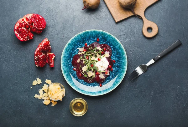 Samenstelling Met Heerlijke Rode Biet Carpaccio Donkere Achtergrond — Stockfoto