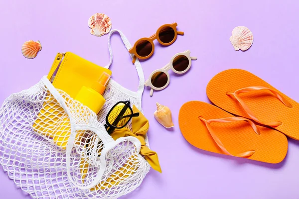 Stylish Beach Accessories Color Background — Stock Photo, Image