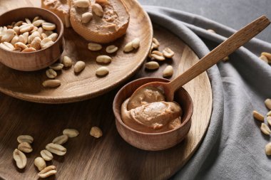 Fıstık ezmeli ve fındıklı