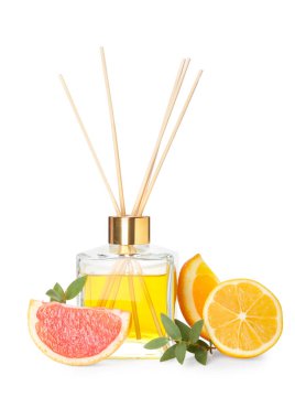 Beyaz arkaplanda Citrus sazlık ayırıcı