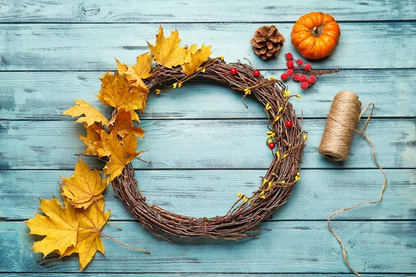 Beautiful Autumn Wreath Threads Color Wooden Background — Stock Photo, Image