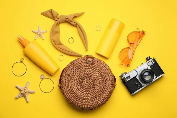 Set Beach Accessories Color Background — Stock Photo, Image