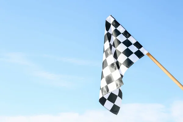 Racing Flag Blue Sky — Stock Photo, Image